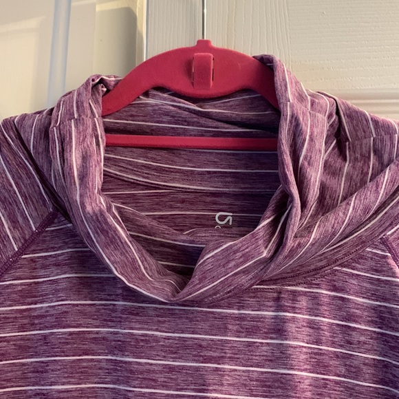 GapFit Active top - Picture 2 of 6